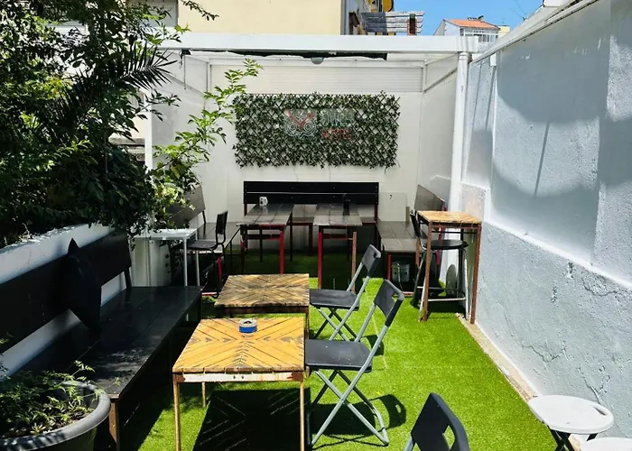 Owls Hostel Ribeiro OOporto